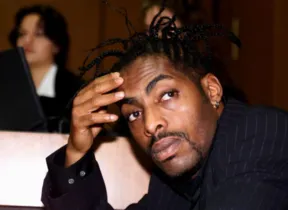 Coolio venceu o Grammy de Melhor Performance Solo de Rap por "Gansta's Paradise" em 1996