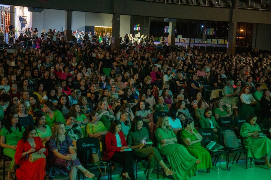 Abertura do 12º Congresso de Mulheres aconteceu nesta sexta-feira (18)