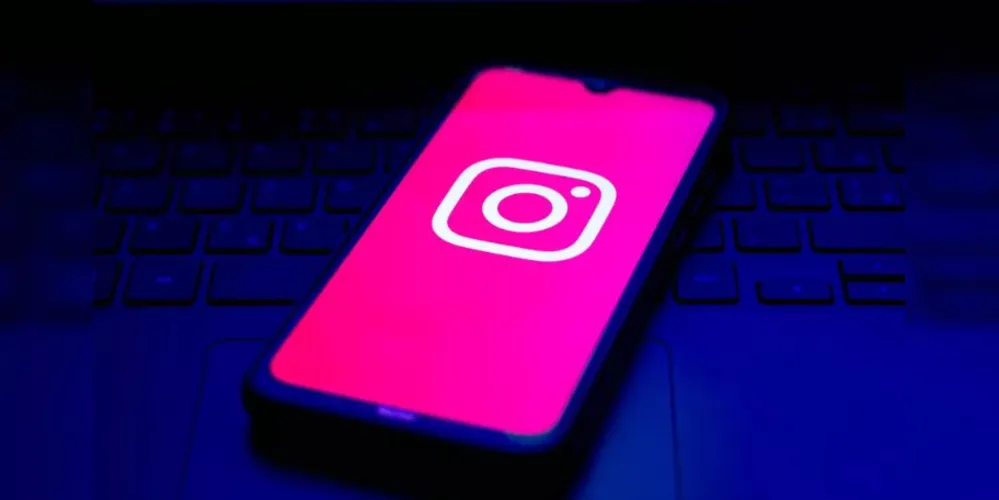 Instagram cria recurso de 'notas' em aba de mensagens
