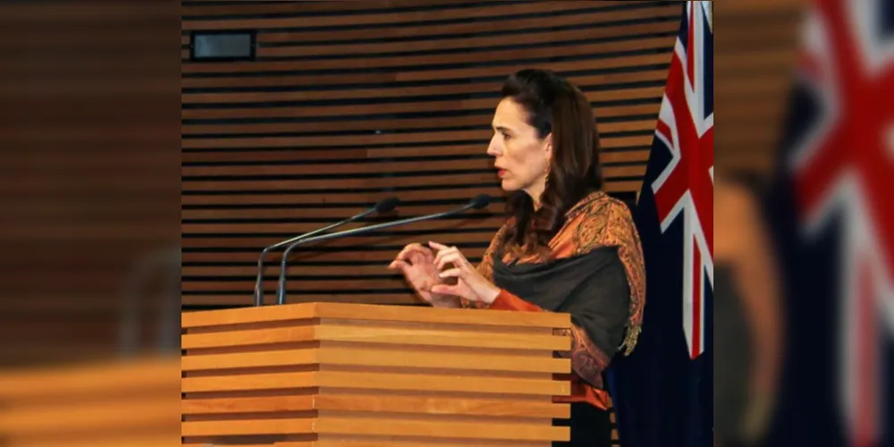 Primeira-ministra da Nova Zelândia, Jacinda Ardem, renuncia ao cargo