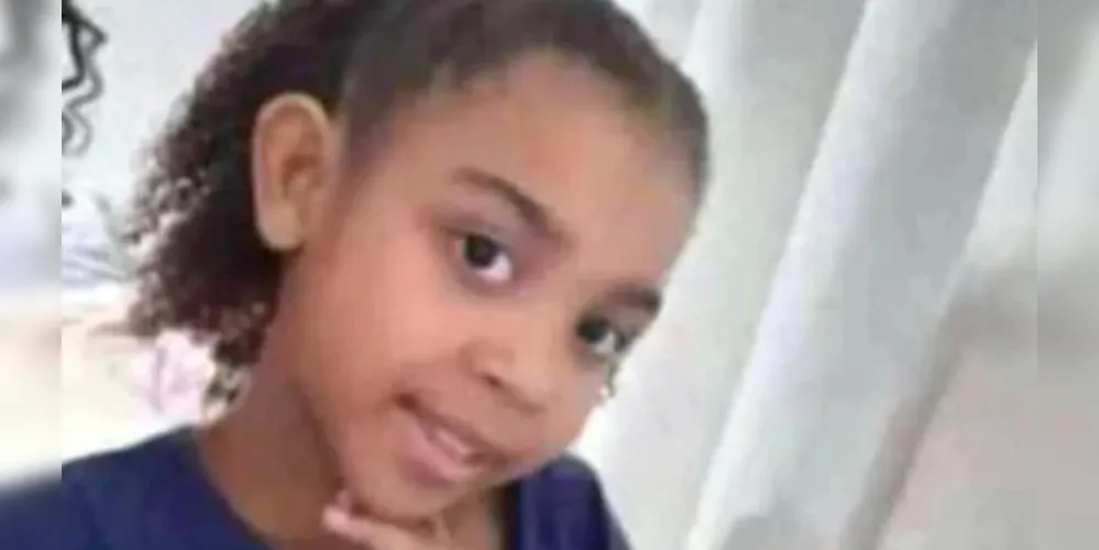 Bala perdida mata menina de 10 anos às vésperas da festa de aniversário