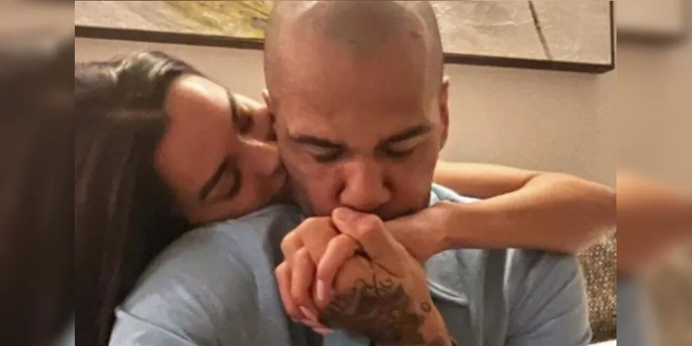 Esposa visita Daniel Alves na prisão: “Não vou deixá-lo sozinho”