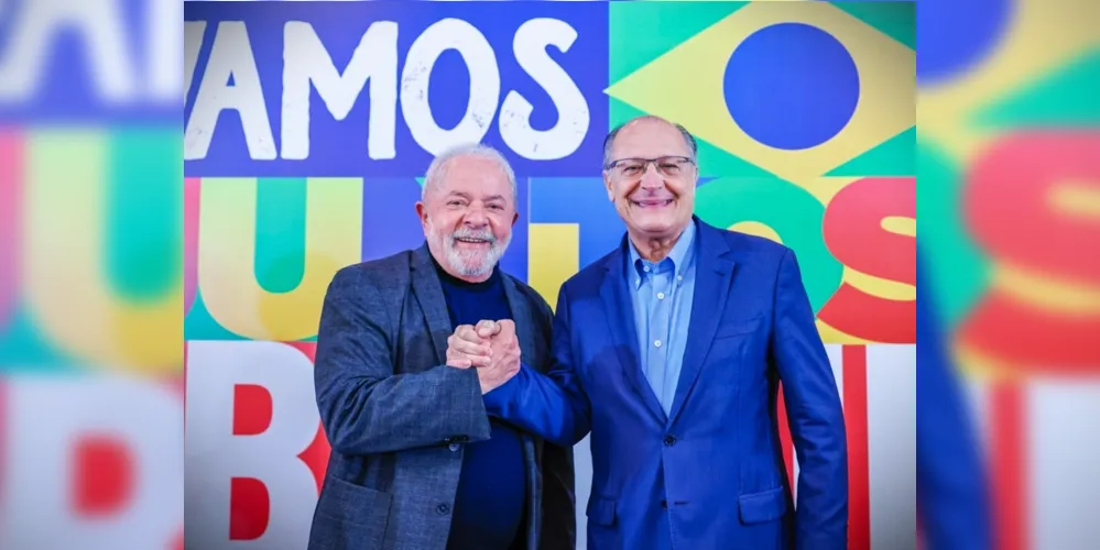 À esquerda Luiz Inácio Lula da Silva (PT) e à direita Geraldo Alckmin (PSB)