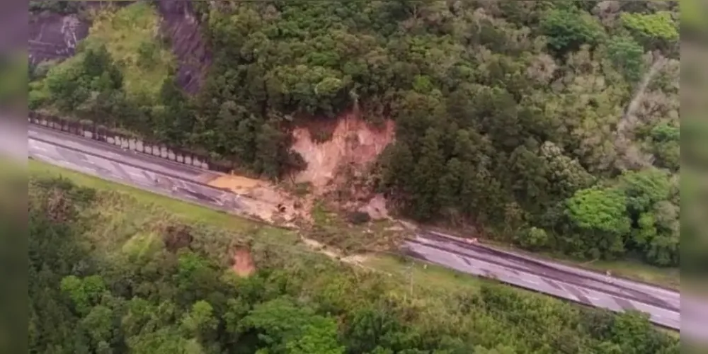Fortes chuvas têm atingido às rodovias catarinenses nos últimos dias