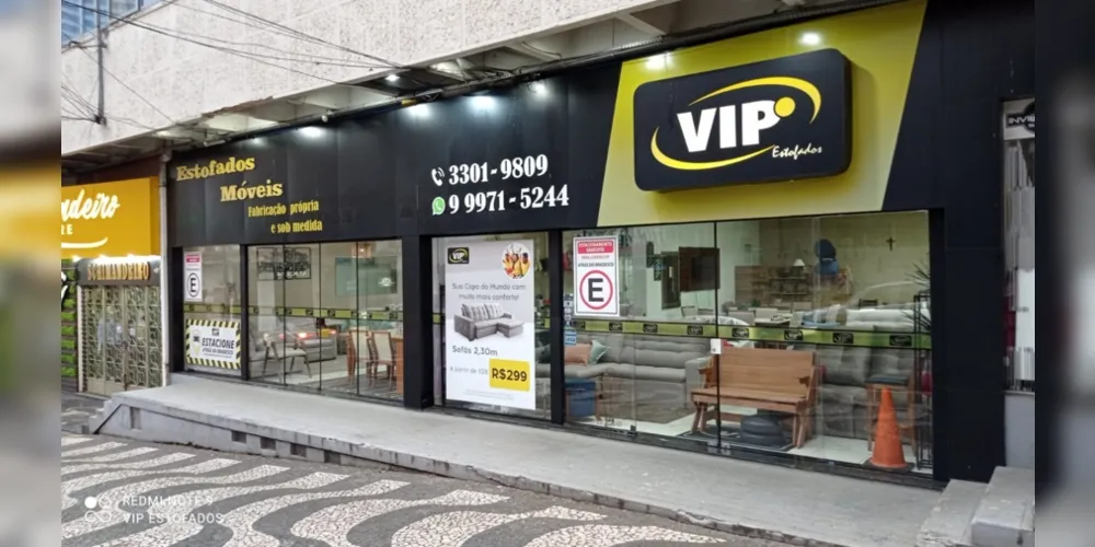 A loja Vip Estofados fica localizada na rua Balduíno Taques, em Ponta Grossa
