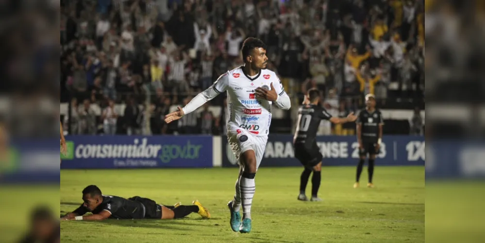 Vinicius Mingotti marcou o primeiro gol da vitória operariana