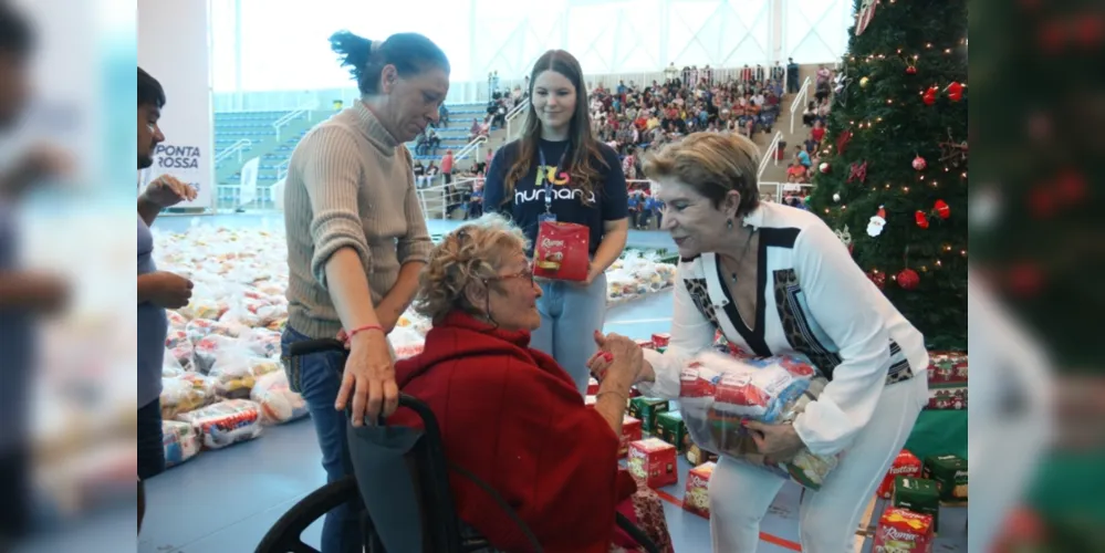 Alimentos foram obtidos por doações através da Campanha Natal Solidário