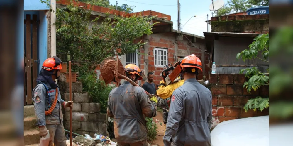 Entre as mortes confirmadas, 63 foram no município de São Sebastião