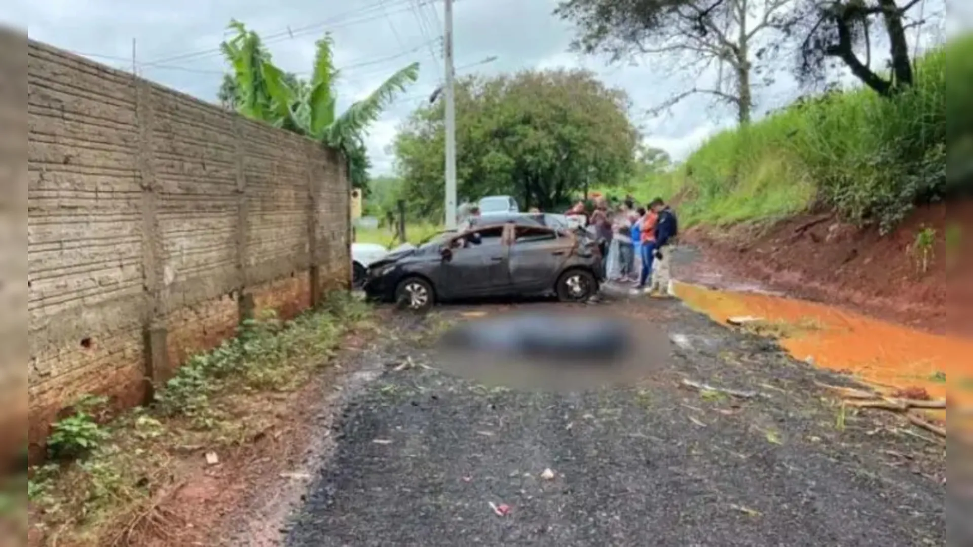 Padre morre após capotamento de veículo no Paraná | aRede