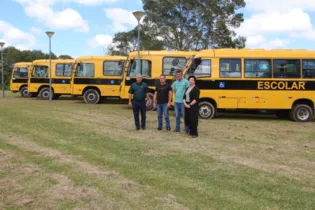 De acordo com a secretária municipal de Educação, Jandira Girardi, os ônibus irão substituir os antigos