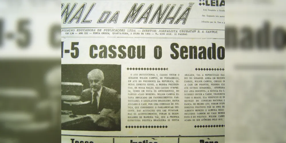 Reportagem de capa sobre a cassação do senador Wilson Campos, pelo AI-5, publicada no jm em 2 de julho de 1975
