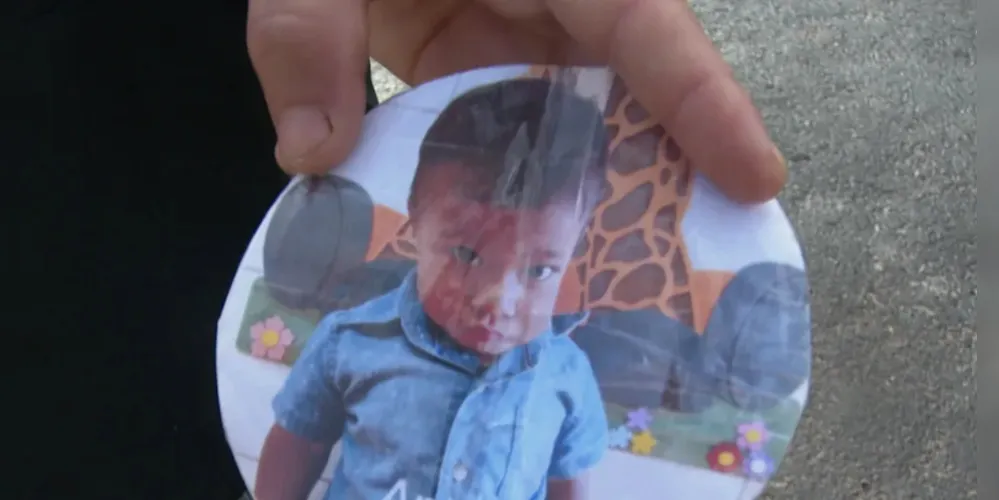 Antony José Ferreira, de 2 anos de idade, morreu após ser atropelado por um motorista bêbado e sem Carteira Nacional de Habitação (CNH)