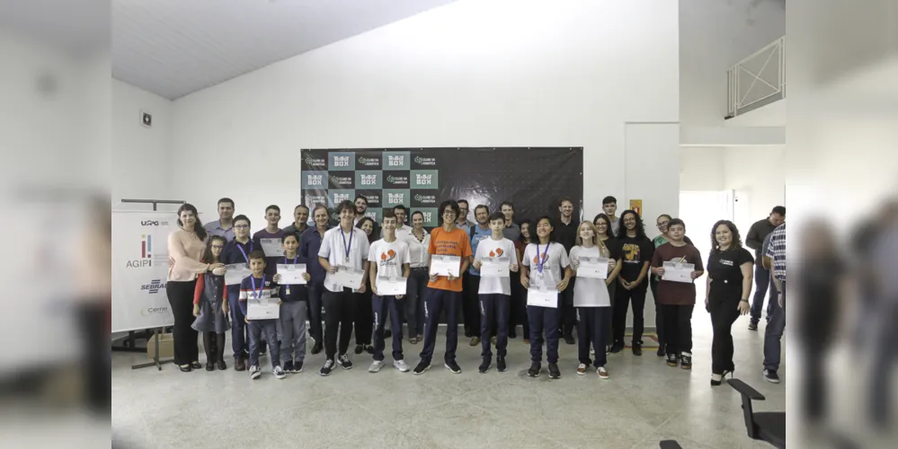 Ao todo, 12 alunos de Ponta Grossa foram reconhecidos na Olimpíada Brasileira de Robótica 2022