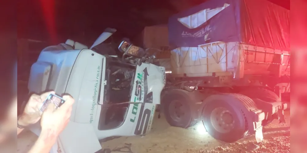 Acidente aconteceu na noite deste sábado, em Guarapuava