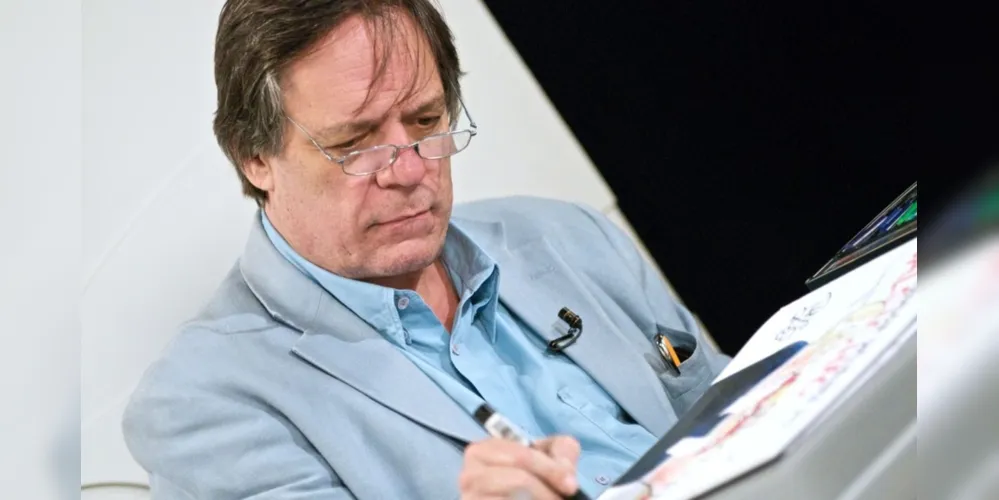 Caruso era caricaturista, ilustrador, chargista e músico