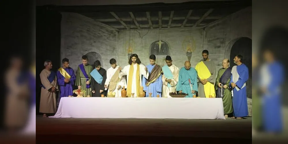 Encenação da Paixão de Cristo completa 30 anos em Castro