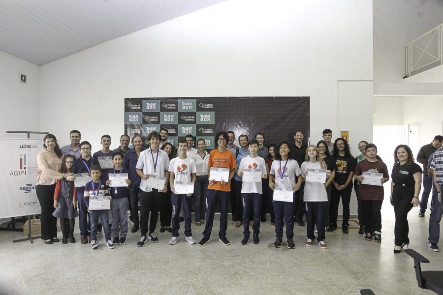 Ao todo, 12 alunos de Ponta Grossa foram reconhecidos na Olimpíada Brasileira de Robótica 2022