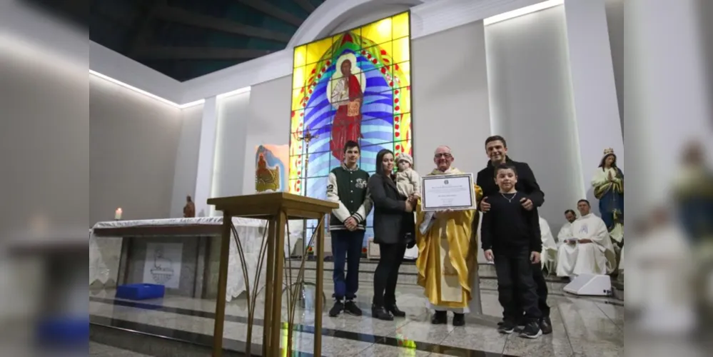 Além da comemoração pelos 50 anos de sacerdócio, Dom Sérgio também comemora este ano 25 anos de bispado