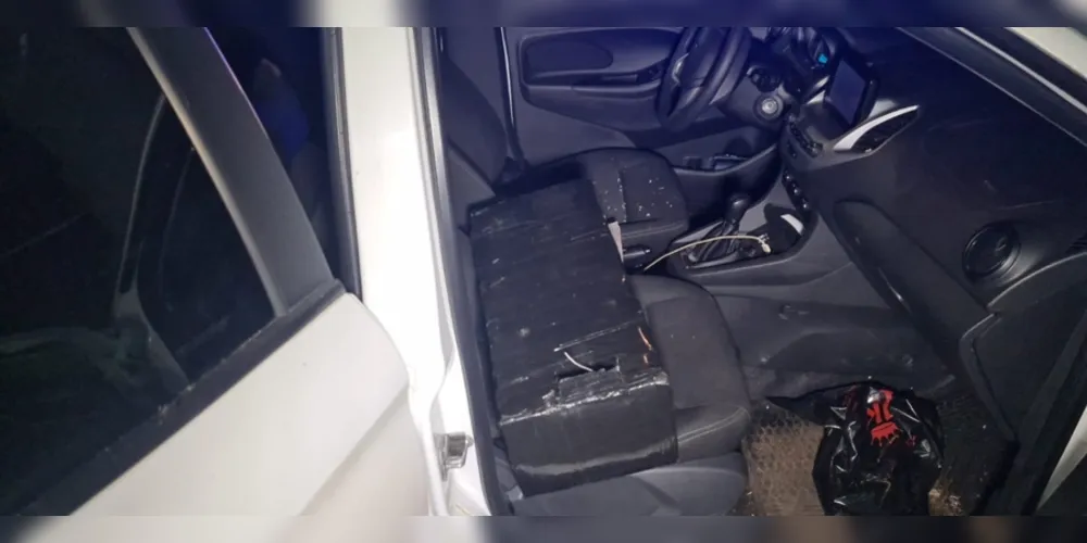 Drogas foram encontradas dentro de um Ford Ka