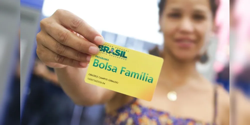 Bolsa Família paga R$ 50 a mais para gestantes e adolescente neste mês