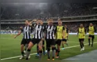 Botafogo atropela o Corinthians e reassume liderança do Brasileiro