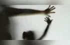 Homem é condenado a mais de 100 anos por abusar das cinco filhas