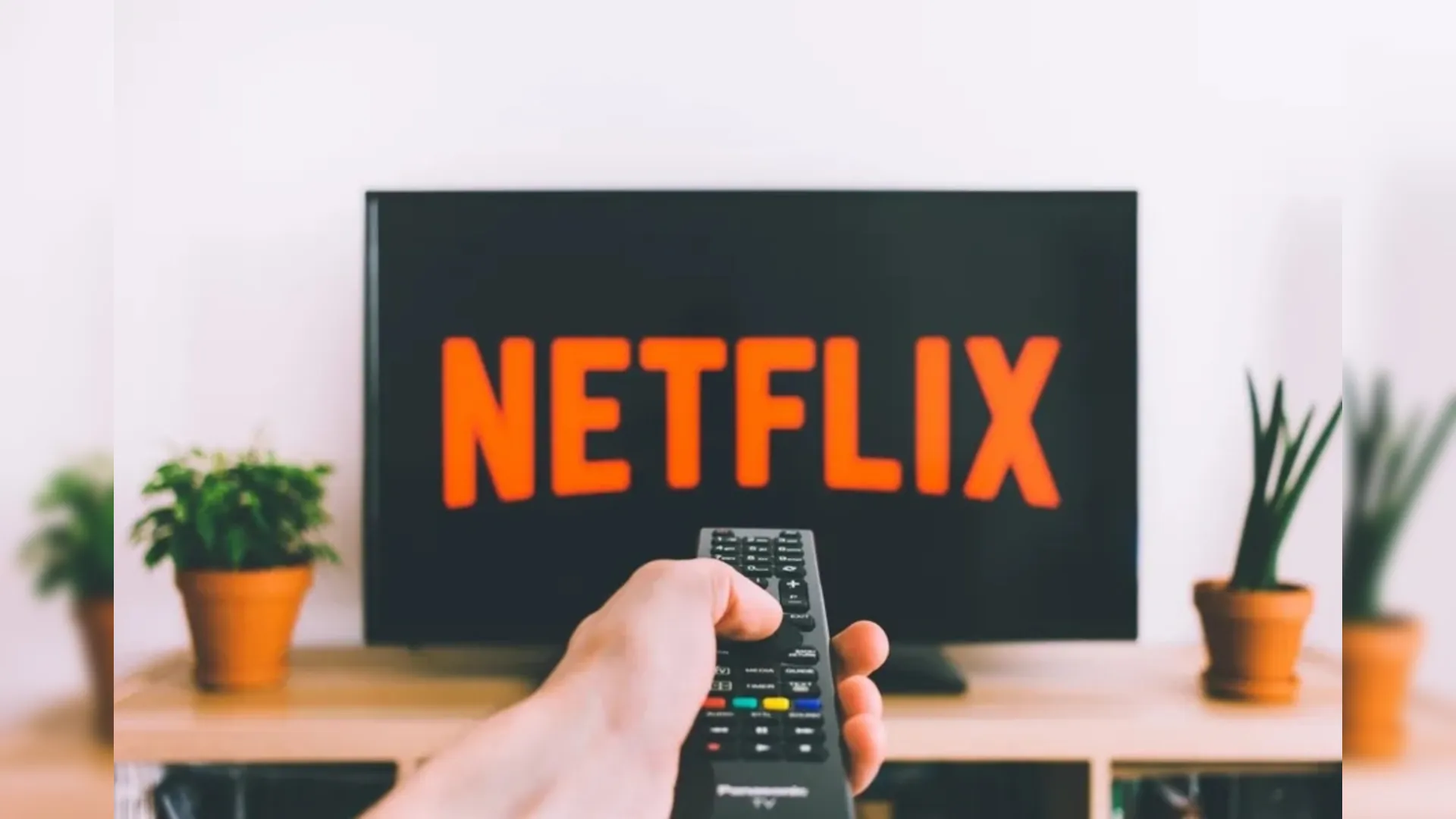 Netflix inicia operações no Brasil - TecMundo