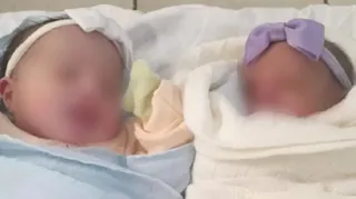 A mãe e as duas recém-nascidas foram levadas para um hospital local e encaminhadas para Goiânia