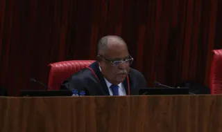 Relator do caso, ministro Benedito Gonçalves votou pela condenação de Bolsonaro