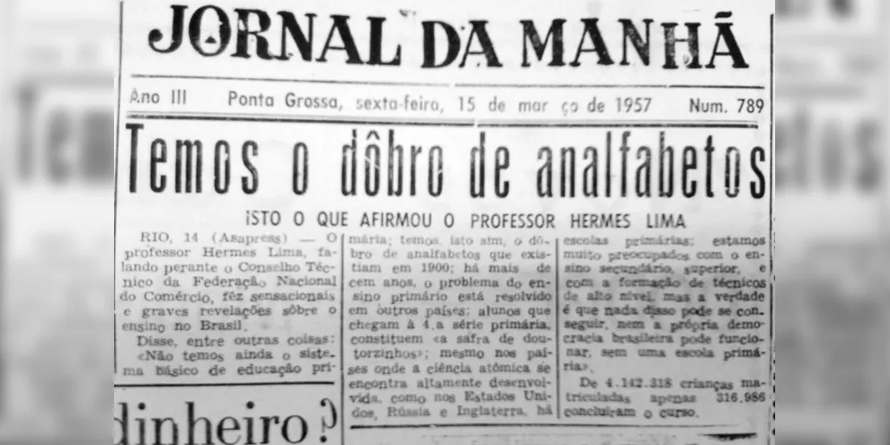 O JM de 15 de março de 1957 trouxe um sua primeira página uma matéria a respeito do analfabetismo no Brasil