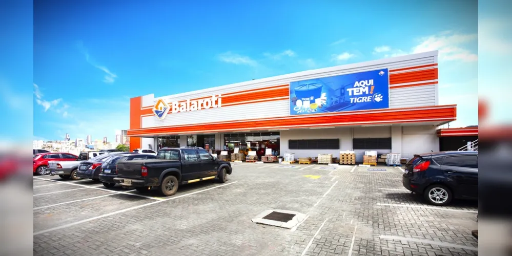 As lojas do Balaroti, em Ponta Grossa, funcionarão até as 21h