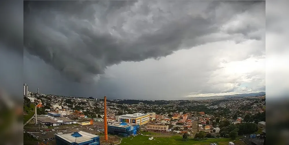 Simepar indica que há 97% de chances de chuva em Ponta Grossa