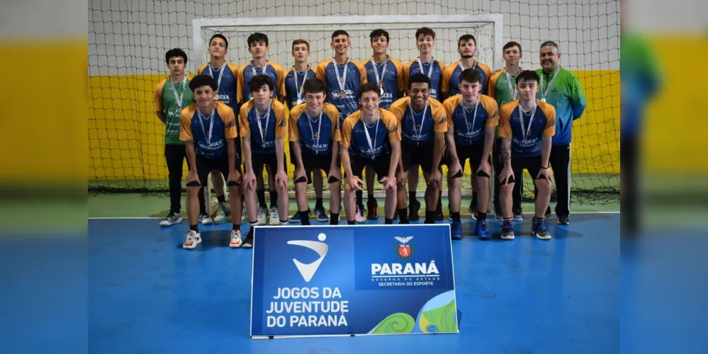 O time da Liga de Handebol dos Campos Gerais (LHCG), com o técnico Sandro de Lara, terminou com o vice-campeonato da etapa