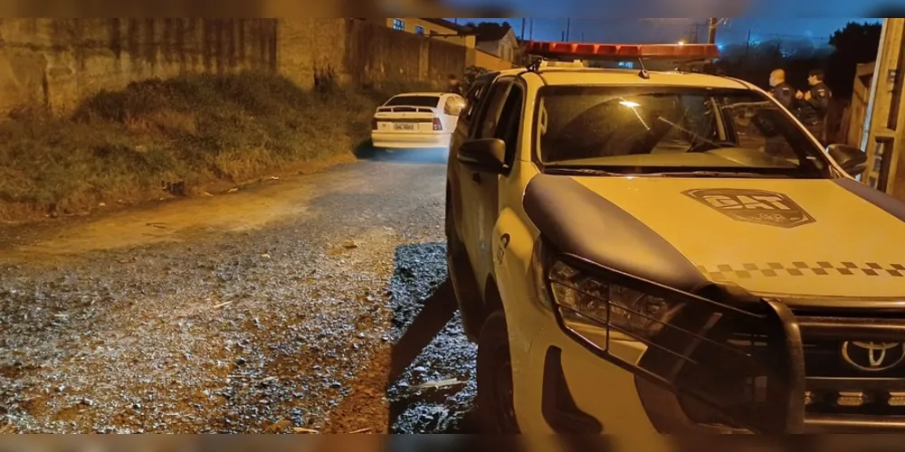 Um dos carros furtados foi localizado na rua Visconde de Porto Alegre