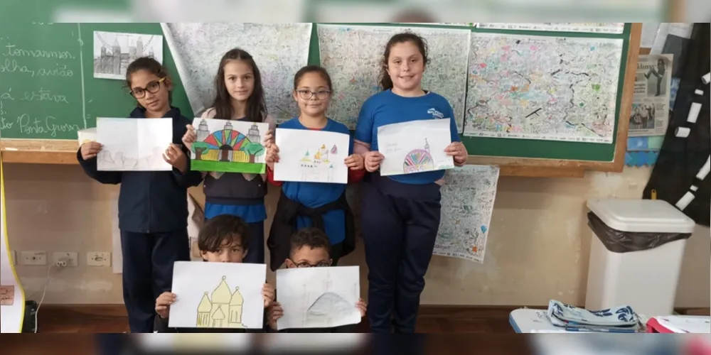 Os trabalhos realizados pelos alunos envolveram a elaboração de maquetes e ilustrações sobre locais de Ponta Grossa