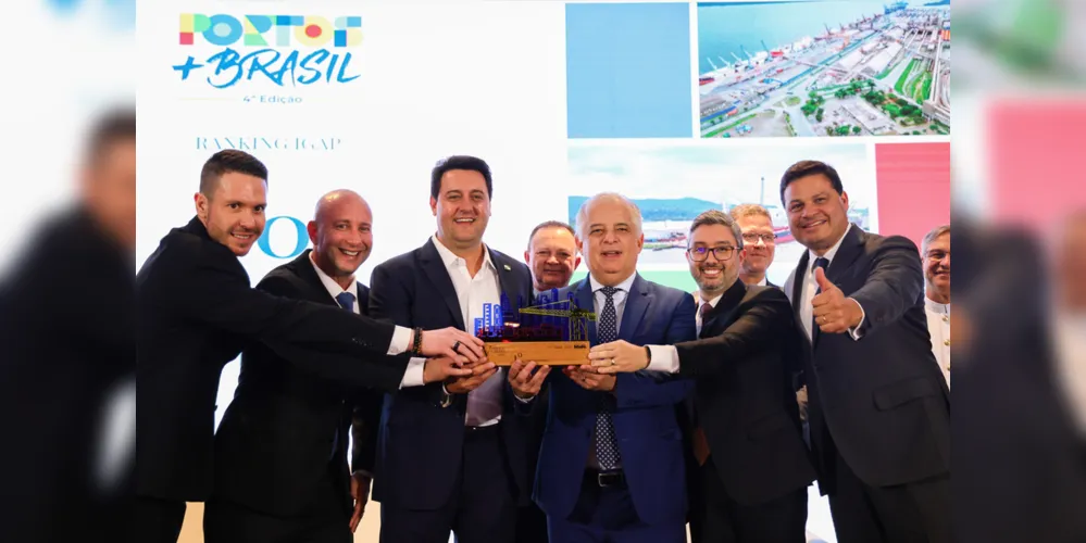 Governador Carlos Massa Ratinho Junior participou da quarta edição do Prêmio Portos + Brasil, promovida pelo Ministério de Portos e Aeroportos na noite desta quarta-feira (9), em Brasília