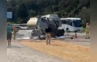 Motorista de caminhão-tanque morre após grave acidente na BR-277