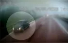 BR-277: câmera flagra Fusca na contramão antes de tragédia