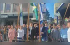 Desfile dos 200 anos de PG reúne milhares de pessoas; veja fotos