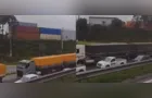 Fluxo de veículos provoca fila entre Curitiba e Campo Largo