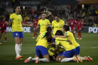 Brasil goleia o Panamá e estreia com vitória na Copa do Mundo Feminina