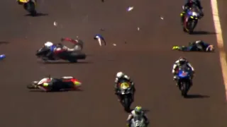 Imagem ilustrativa da imagem Pilotos morrem em acidente na 'Moto1000 GP' no PR; veja vídeo