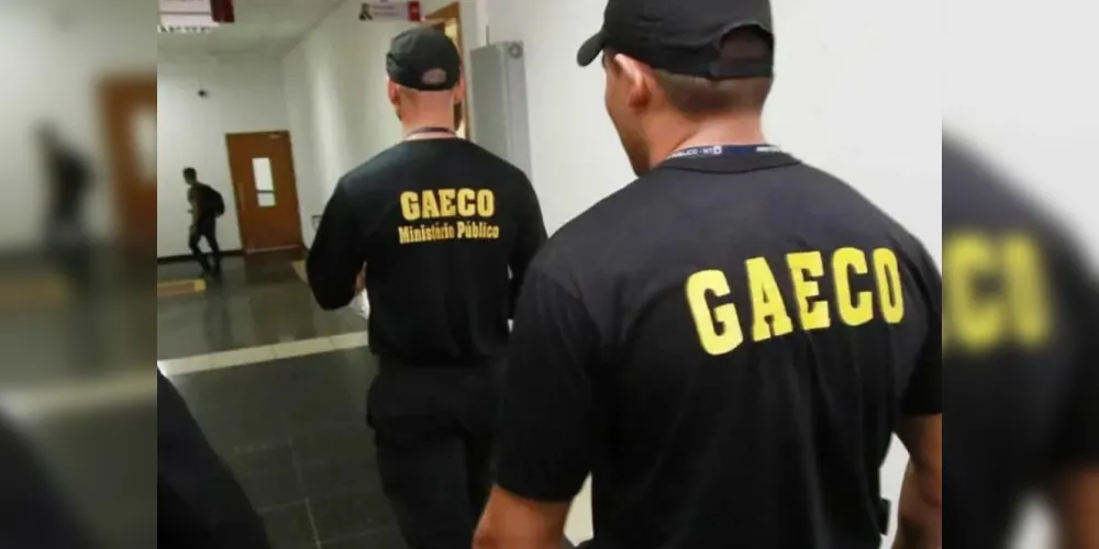 Agentes do Gaeco estiveram nas ruas nesta terça-feira (10)
