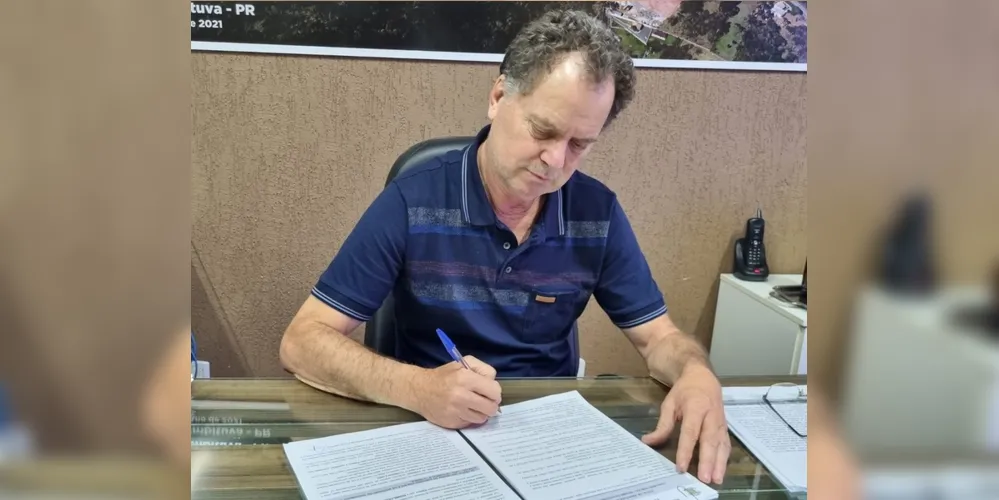 Edital foi assinado pelo prefeito Celso Kubaski (Cidadania) na tarde dessa terça-feira (10)