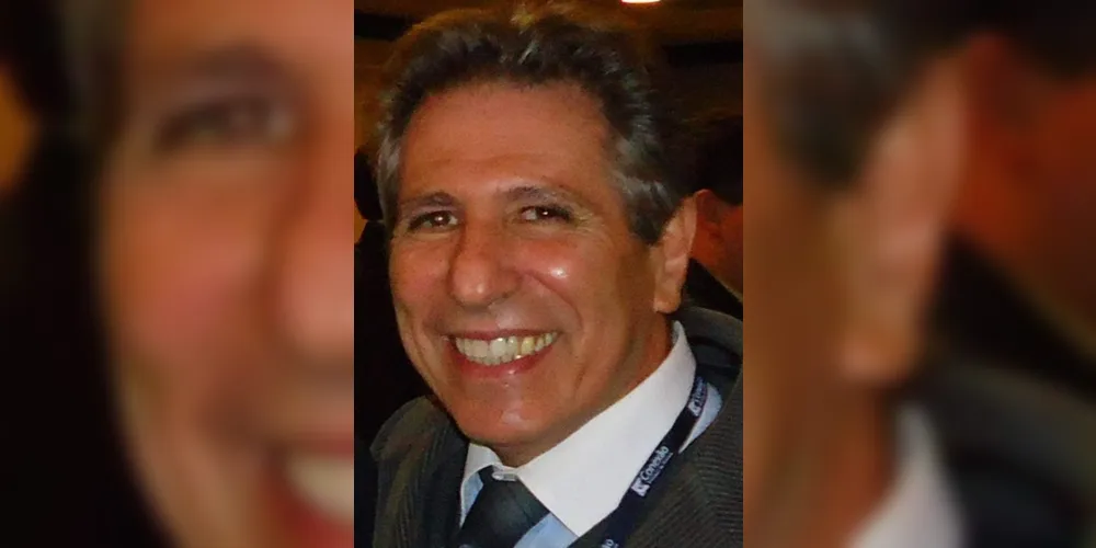 Faleceu nesta sexta-feira (20), o dentista Antônio Elias Mansur, 75 anos