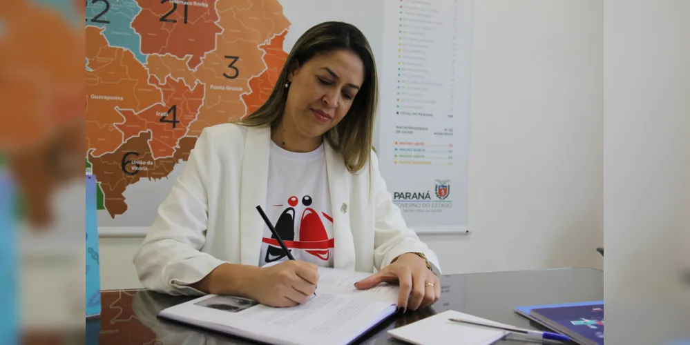 Enfermeira atua para tirar tuberculose do rol de doenças perigosas no Paraná