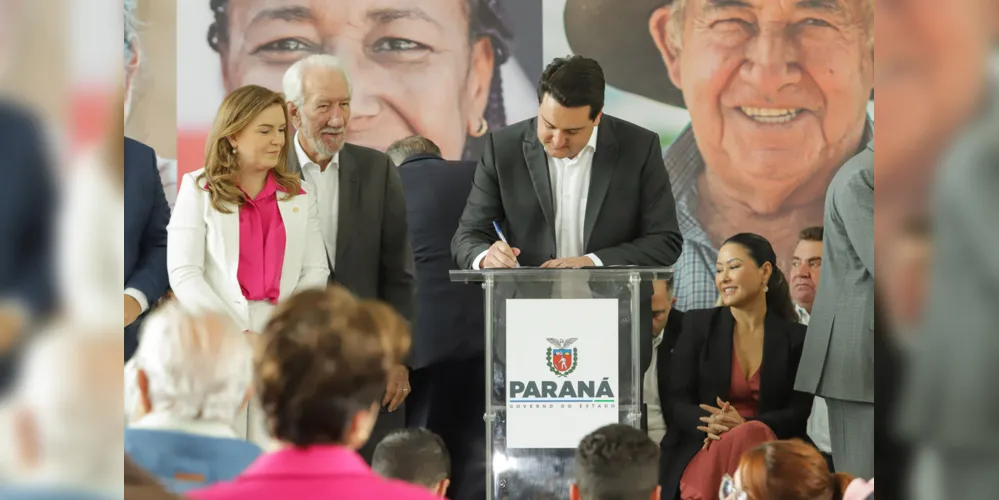 O governador Carlos Massa Ratinho Jr. anunciou, nesta terça, uma série de programas voltados aos idosos
