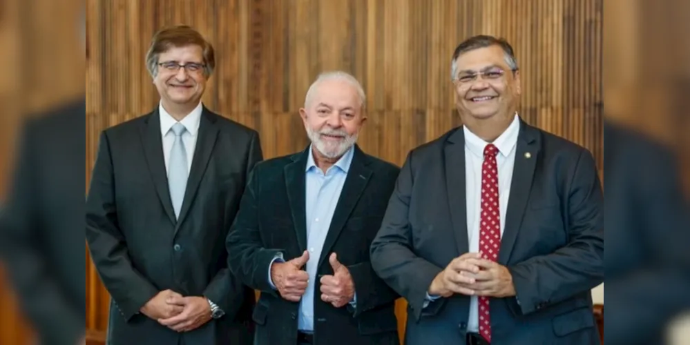 Dino e Gonet foram convocados para uma reunião com Lula no Palácio da Alvorada, nesta segunda-feira, fora da agenda oficial do petista
