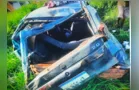 Capotamento na PR-160 deixa duas mulheres feridas em Curiúva
