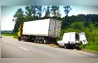 Mulher perde controle da Fiorino e sofre acidente em Carambeí